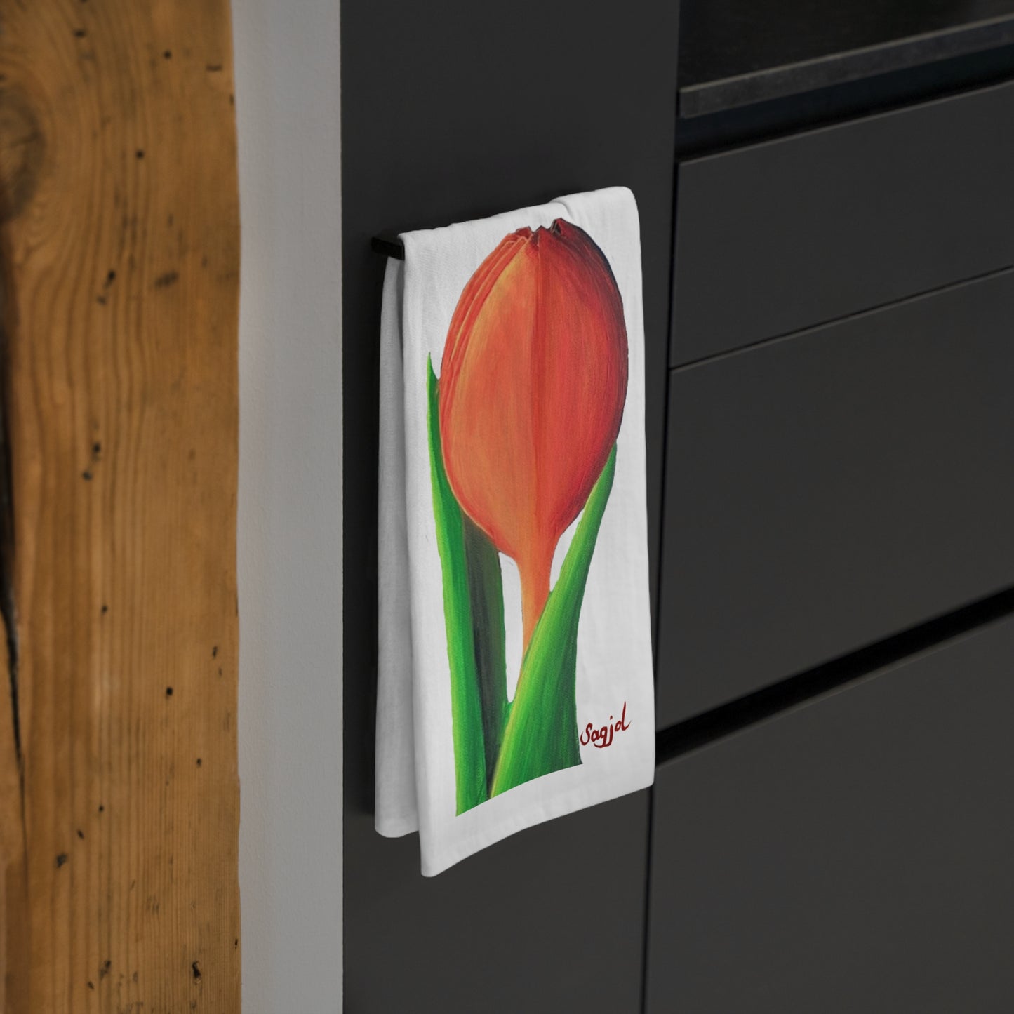 Spring Tulip Tea Towel - Perfect for Home Decor and Gifting